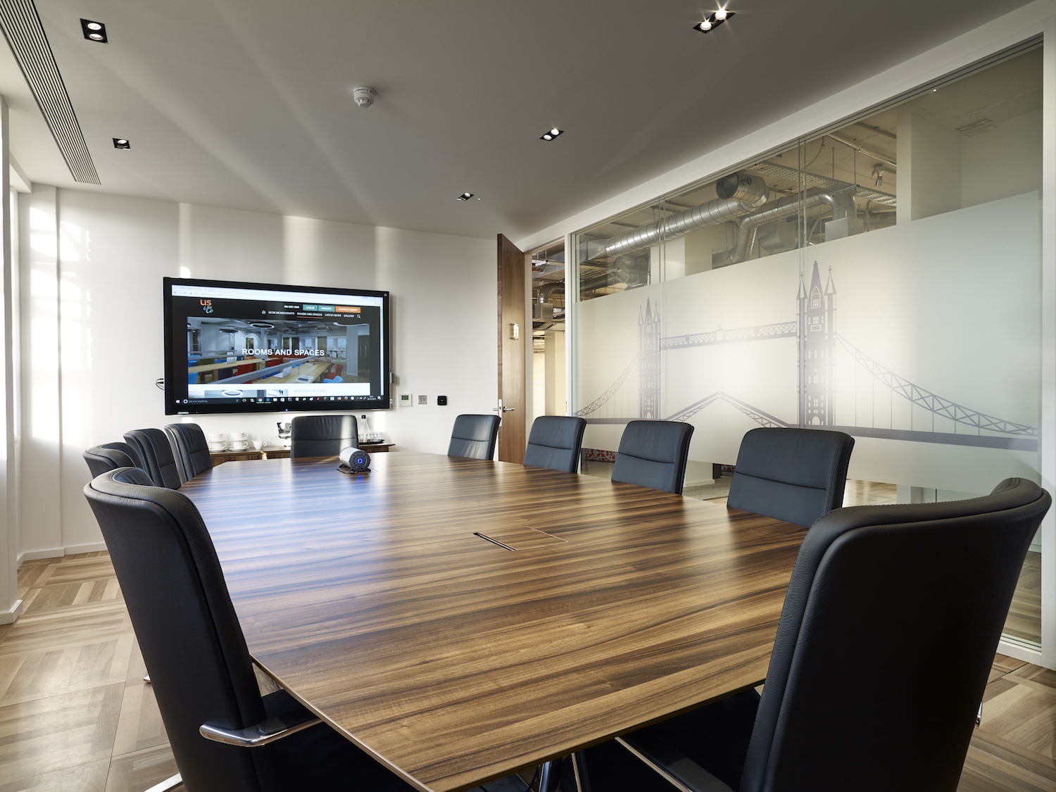 Us&co Boardroom - perfect for private meetings