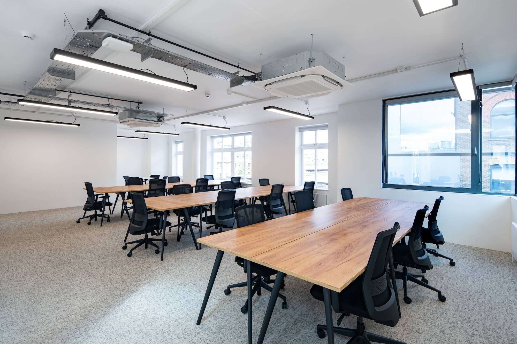 London Borough Offices 36